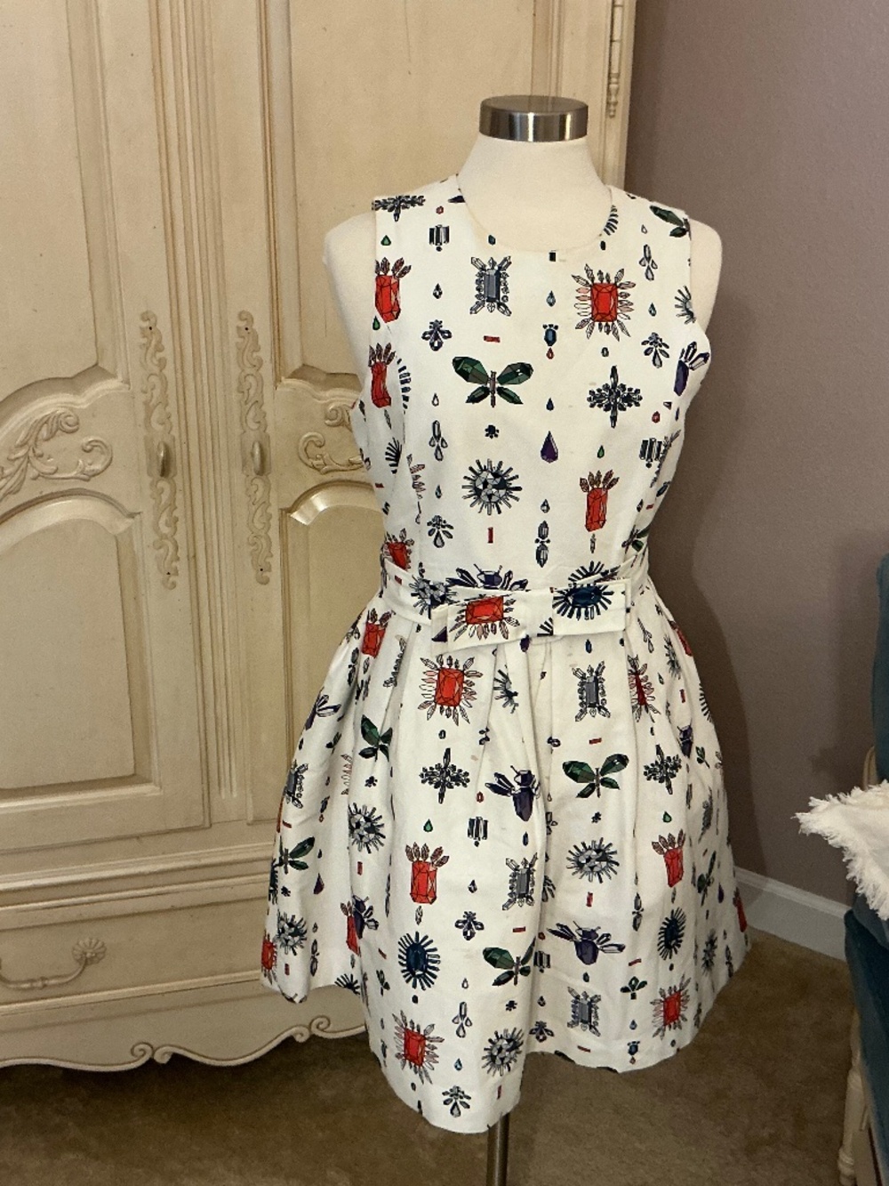 Essentiel Antwerp Size 42 (US 12) Gemstone Jewel Insect Print Sleeveless Belted